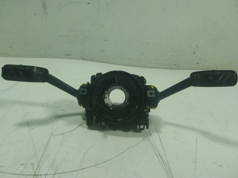 Recambio de mando intermitentes para seat leon (5f1) 1.6 tdi referencia OEM IAM 5Q0953513RIGI 5Q0953507GD 5Q0953549E