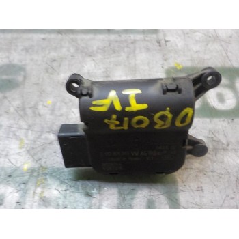 MOTOR APERTURA TRAMPILLAS CLIMATIZADOR 1K1907511E 1K1907511E 0132801343