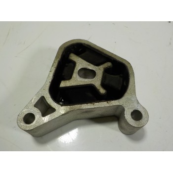 SOPORTE MOTOR DERECHO A4472400010 A4472400010 