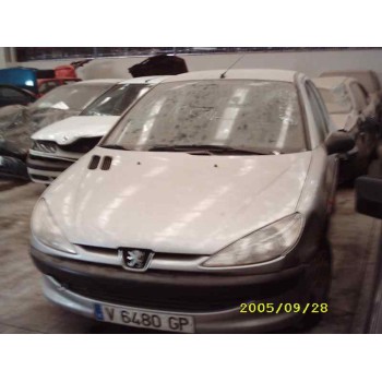 PEUGEOT 206 BERLINA