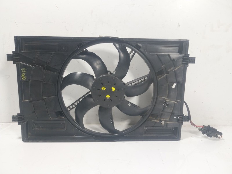 Recambio de electroventilador para volkswagen t-roc (a11, d11) 2.0 tdi referencia OEM IAM 5Q0121203DQ 5Q0121203DQ 