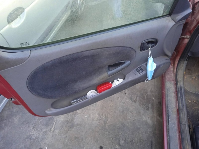 renault megane i coupe fase 2 (da..) del año 1999