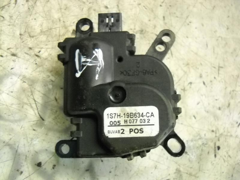 Recambio de motor apertura trampillas climatizador para ford fusion (cbk) newport referencia OEM IAM   