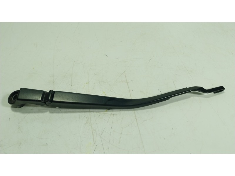 Recambio de brazo limpia delantero derecho para toyota land cruiser (gdj250l) 2.8 d mhev referencia OEM IAM 8521160390  