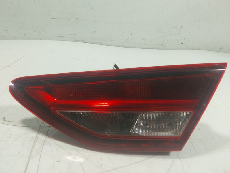 Recambio de piloto trasero derecho interior para seat leon (5f1) 1.6 tdi referencia OEM IAM 5F0945094D  