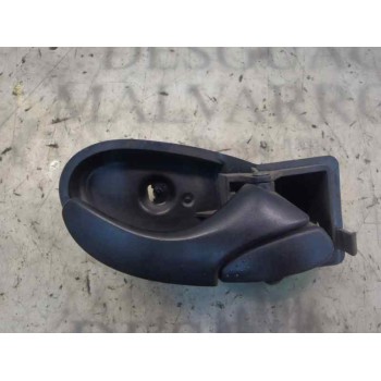 MANETA INTERIOR DELANTERA DERECHA 