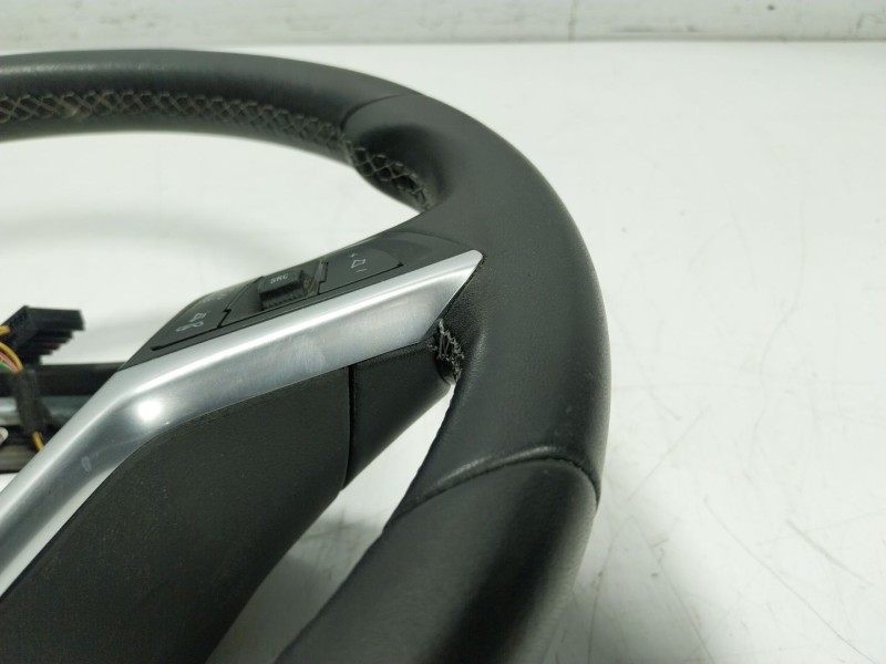 Recambio de volante para opel mokka 1.6 cdti dpf referencia OEM IAM   