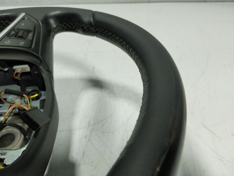 Recambio de volante para opel mokka 1.6 cdti dpf referencia OEM IAM   