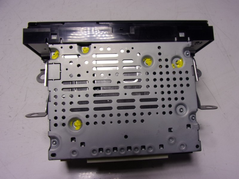Recambio de sistema navegacion gps para toyota yaris 1.5 vvti hev referencia OEM IAM  86140YP061 