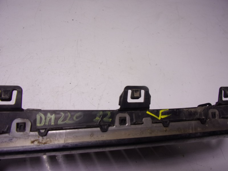 Recambio de rejilla para bmw serie 3 lim. (f30) 2.0 16v diesel referencia OEM IAM  51137255411 