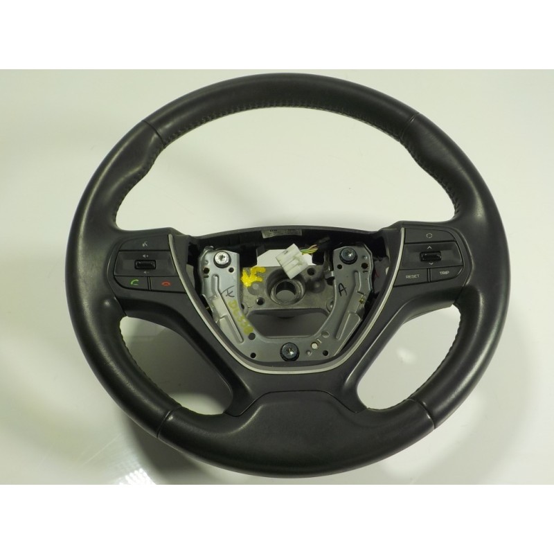 Recambio de volante para hyundai i20 1.2 16v cat referencia OEM IAM 56110C8120TRY 56110C8120TRY 