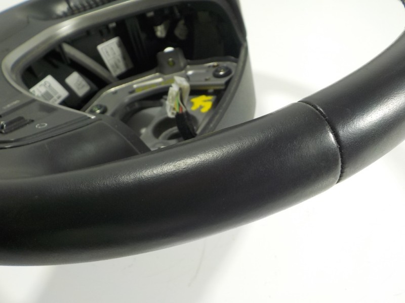 Recambio de volante para hyundai i20 1.2 16v cat referencia OEM IAM 56110C8120TRY 56110C8120TRY 