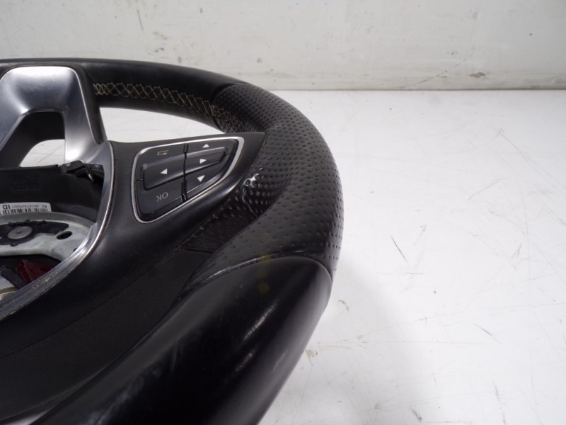 Recambio de volante para mercedes-benz clase cla (w117) 2.1 cdi cat referencia OEM IAM A00046045039E38 A0004604503 