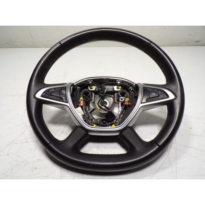 Recambio de volante para dacia duster ii comfort referencia OEM IAM 484007487R 484007487R 