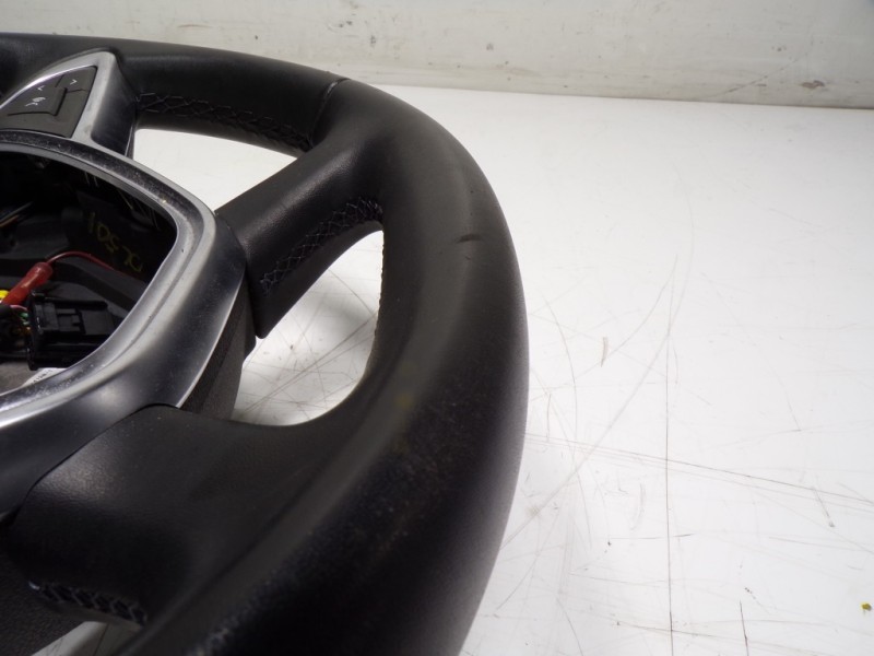 Recambio de volante para dacia duster ii comfort referencia OEM IAM 484007487R 484007487R 