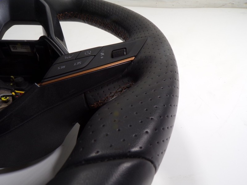 Recambio de volante para cupra leon kl8 2.0 tsi vz 245 referencia OEM IAM 5FA419091FNXEY 5FA419091FN 