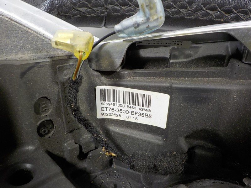 Recambio de volante para ford transit courier 1.5 tdci cat referencia OEM IAM 2035204 ET763600BF 