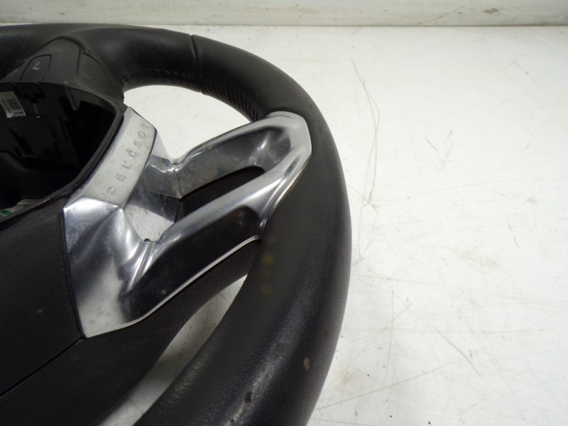 Recambio de volante para peugeot 208 1.2 12v vti referencia OEM IAM 98084115ZD 98084115ZD 