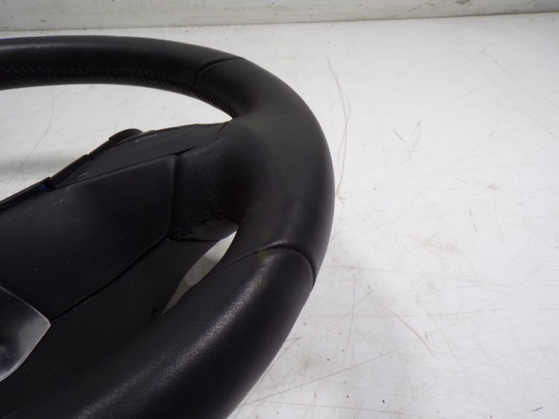 Recambio de volante para peugeot 208 1.2 12v vti referencia OEM IAM 98084115ZD 98084115ZD 