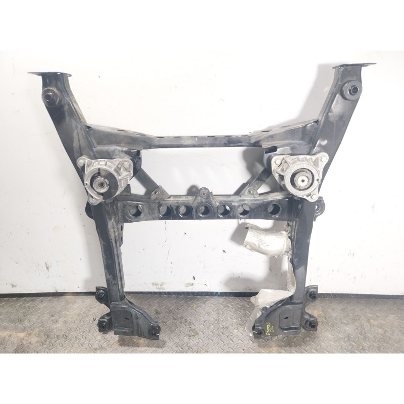 Recambio de puente delantero para mercedes-benz vito kasten 2.1 cdi cat referencia OEM IAM A4476200088  