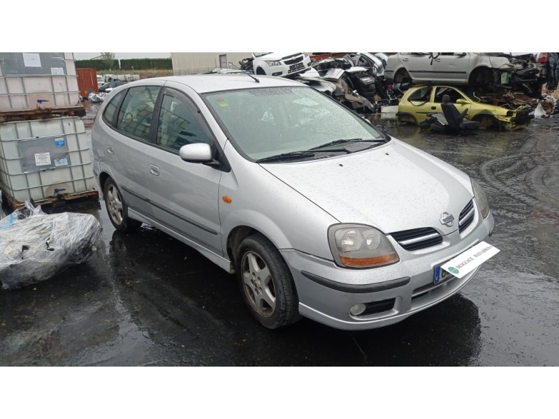 nissan almera tino (v10m) del año 2002