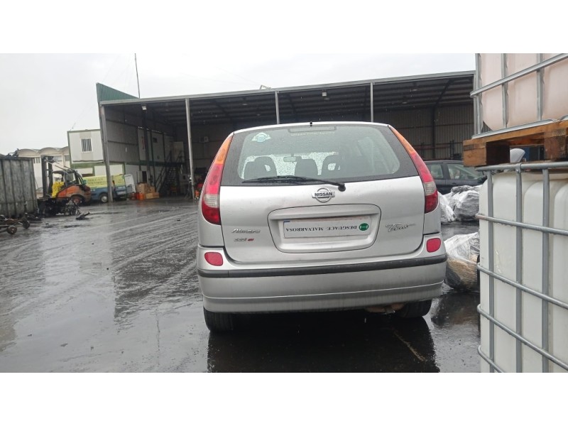 nissan almera tino (v10m) del año 2002