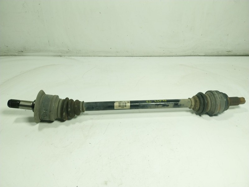 Recambio de transmision trasera derecha para bmw serie 5 lim. (f10) 2.0 turbodiesel referencia OEM IAM  7581028AI03 