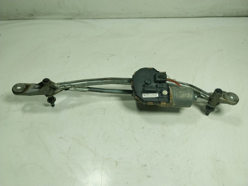 Recambio de motor limpia delantero para bmw serie 5 lim. (f10) 2.0 turbodiesel referencia OEM IAM  7272367 