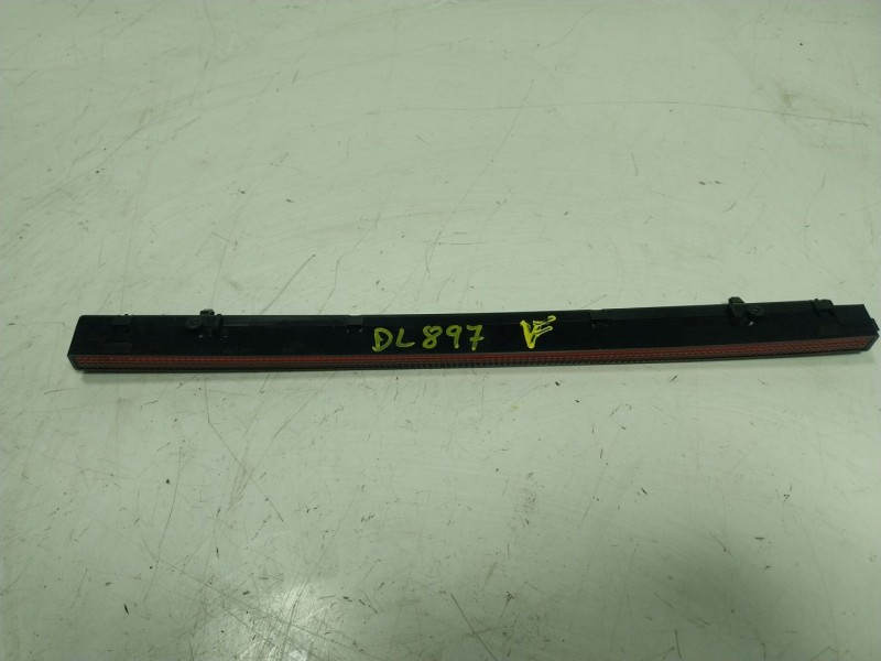 Recambio de piloto trasero central para skoda superb (3v3) 2.0 tdi referencia OEM IAM  00434ZXX 