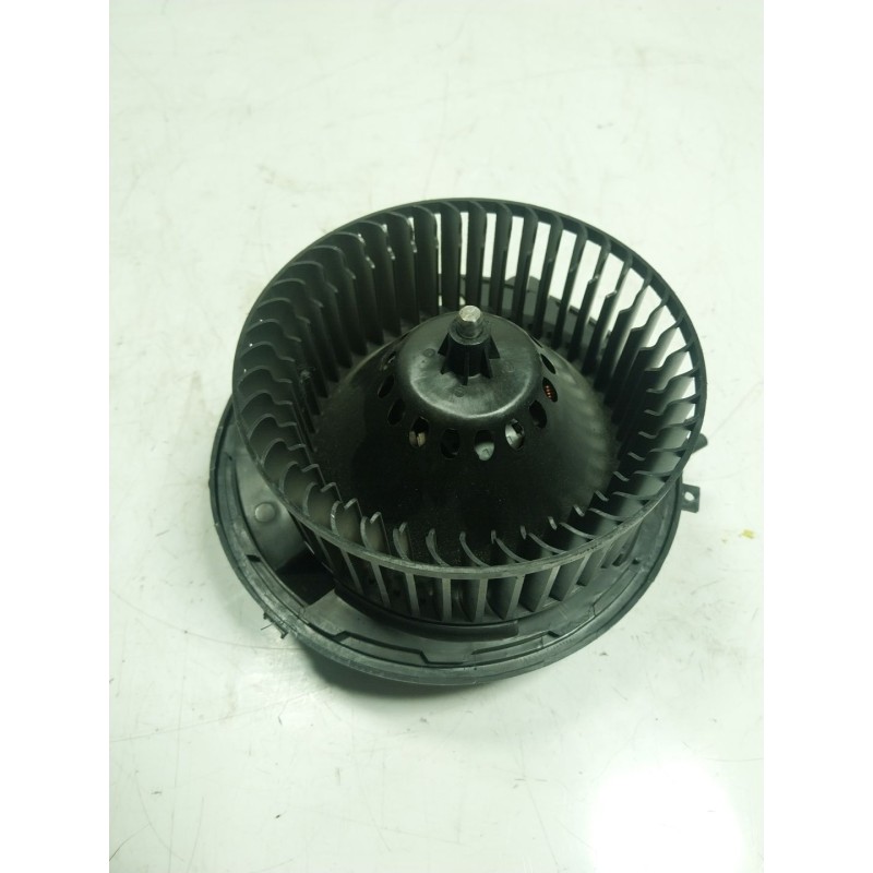 Recambio de motor calefaccion para skoda superb (3v3) 2.0 tdi referencia OEM IAM   