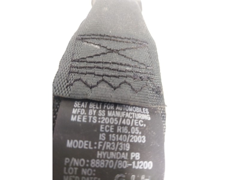 Recambio de cinturon seguridad delantero derecho para hyundai i20 1.2 cat referencia OEM IAM  88870801J200 