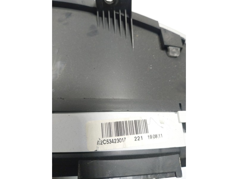 Recambio de cuadro instrumentos para hyundai i20 1.2 cat referencia OEM IAM  940061J165 