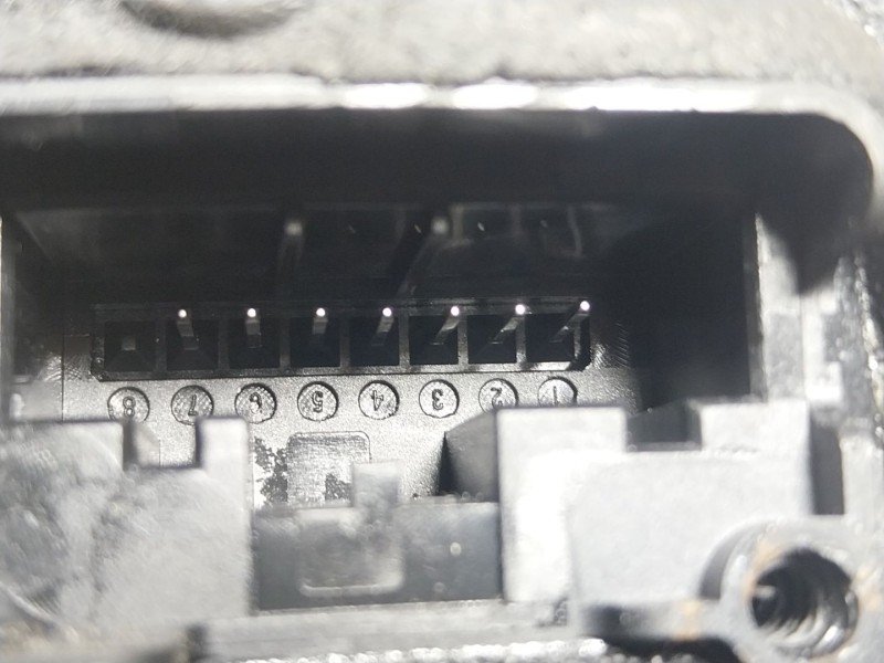 Recambio de cerradura puerta delantera izquierda para skoda superb (3v3) 2.0 tdi referencia OEM IAM  5TBB37015 