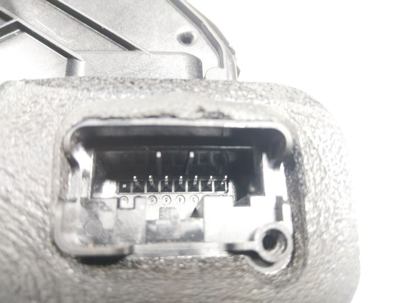 Recambio de cerradura puerta trasera izquierda para skoda superb (3v3) 2.0 tdi referencia OEM IAM  A5E5TA839015E 