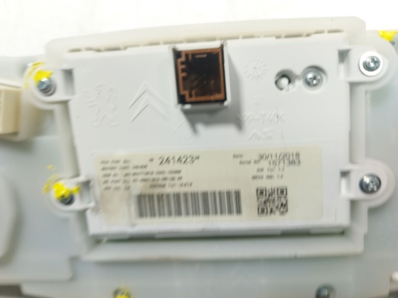 Recambio de cuadro instrumentos para peugeot 2008 (--.2013) referencia OEM IAM  98241423 