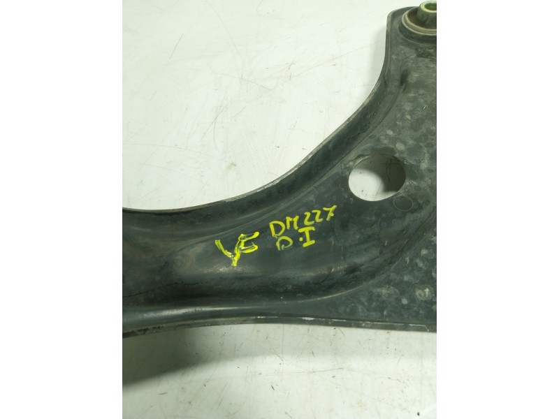 Recambio de brazo suspension superior delantero izquierdo para peugeot 2008 (--.2013) referencia OEM IAM   