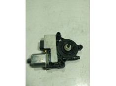 Recambio de motor elevalunas trasero izquierdo para skoda superb (3v3) 2.0 tdi referencia OEM IAM  5Q0959811E  2