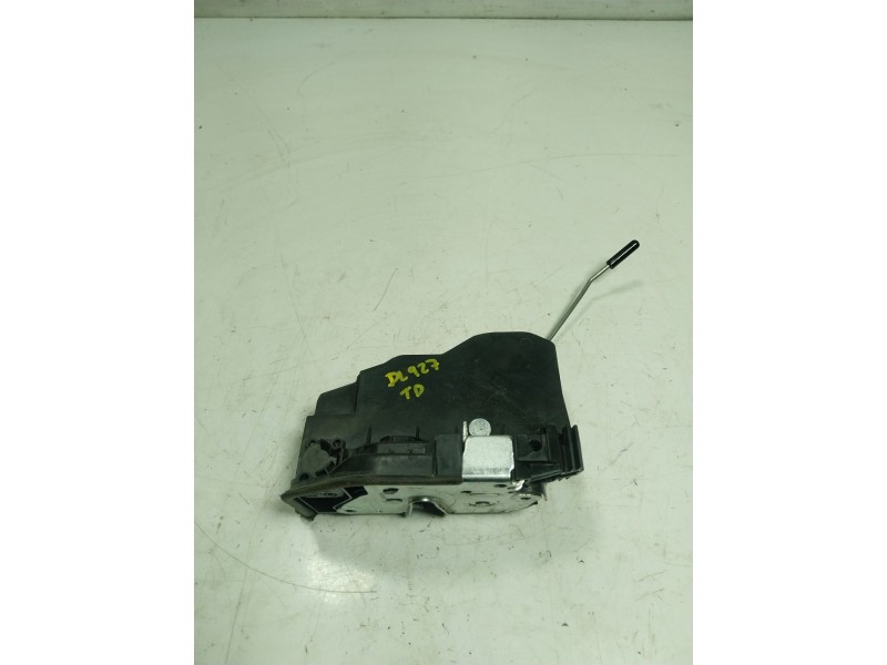 Recambio de cerradura puerta trasera derecha para bmw serie 5 lim. (f10) 2.0 turbodiesel referencia OEM IAM 51227229460 7229460 