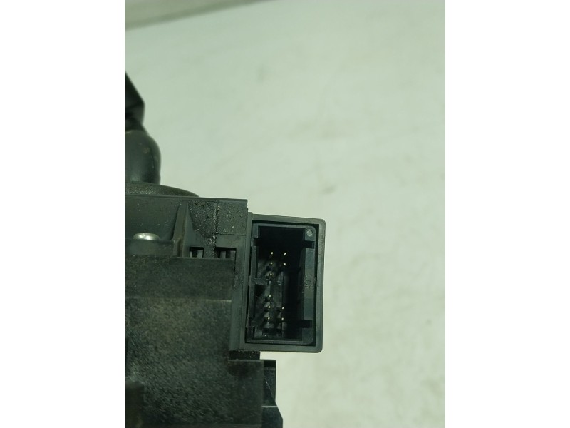 Recambio de mando intermitentes para land rover range rover sport 2.7 td v6 cat referencia OEM IAM   