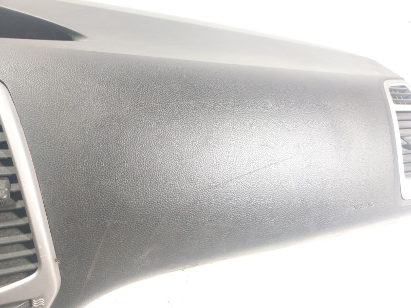 Recambio de salpicadero para hyundai i20 1.2 cat referencia OEM IAM   