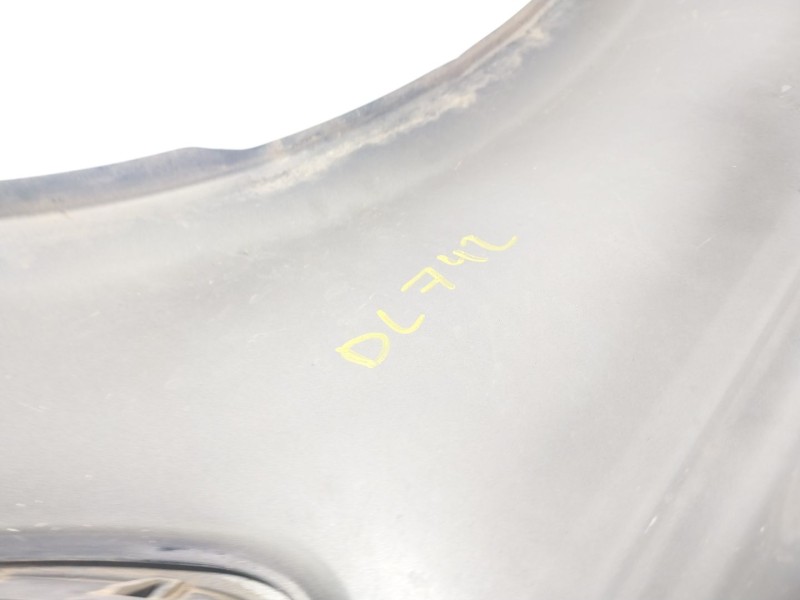 Recambio de aleta delantera derecha para land rover range rover sport 2.7 td v6 cat referencia OEM IAM   