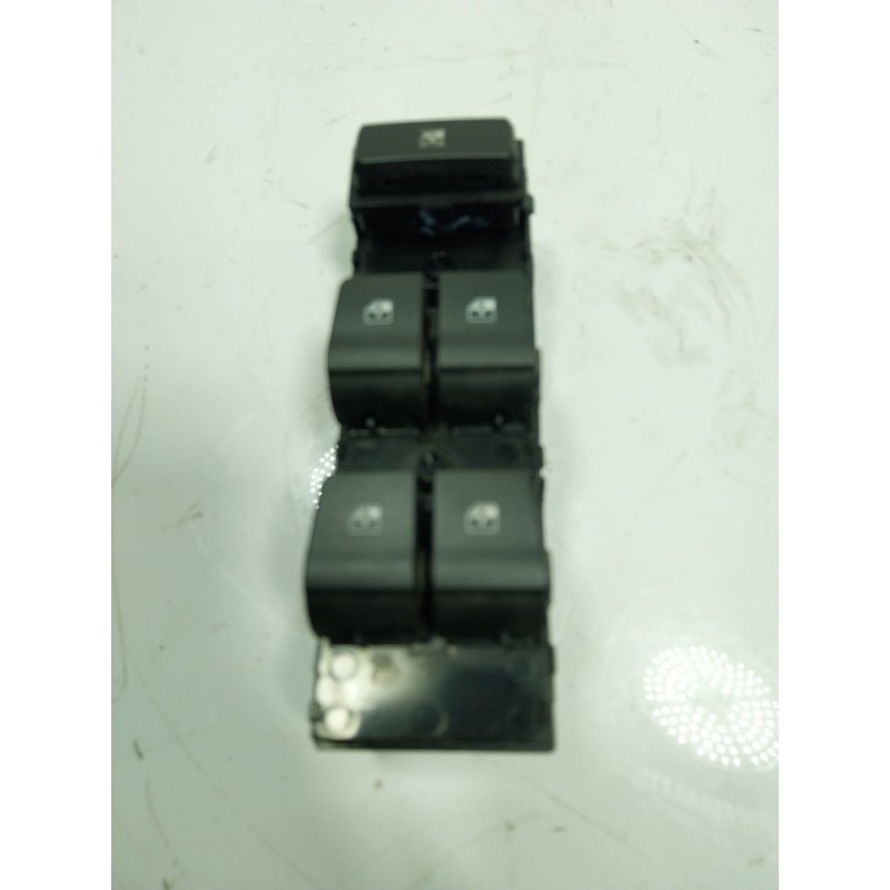 Recambio de mando elevalunas delantero izquierdo para hyundai i30 cw (pd) 1.0 tgdi cat referencia OEM IAM  93571G3030 
