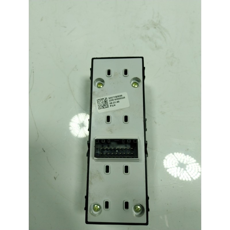 Recambio de mando elevalunas delantero izquierdo para hyundai i30 cw (pd) 1.0 tgdi cat referencia OEM IAM  93571G3030 