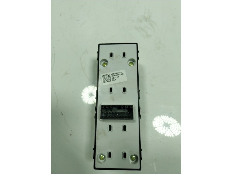 Recambio de mando elevalunas delantero izquierdo para hyundai i30 cw (pd) 1.0 tgdi cat referencia OEM IAM  93571G3030 