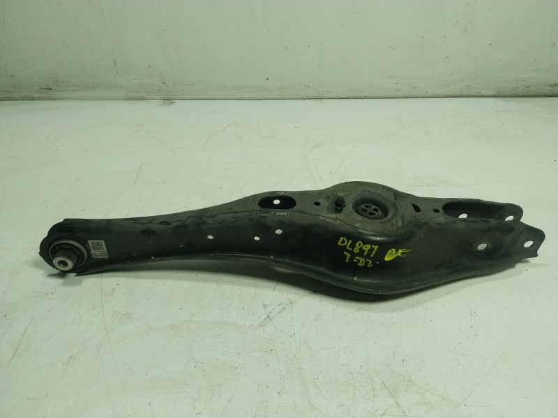 Recambio de brazo suspension superior trasero izquierdo para skoda superb (3v3) 2.0 tdi referencia OEM IAM   