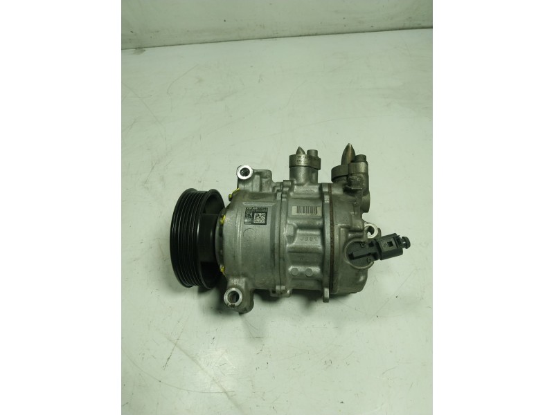 Recambio de compresor aire acondicionado para skoda superb (3v3) 2.0 tdi referencia OEM IAM  5Q0816803D 