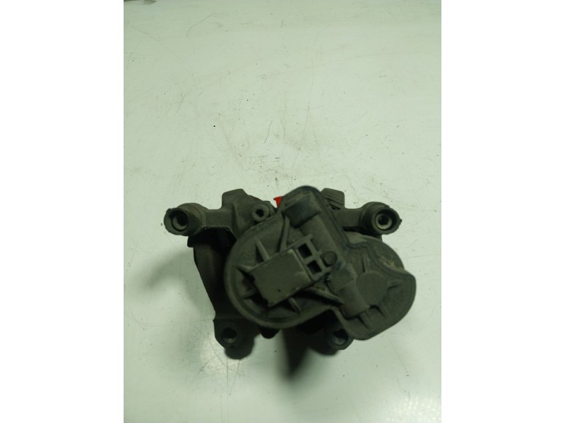 Recambio de pinza freno trasera derecha para skoda superb (3v3) 2.0 tdi referencia OEM IAM  3Q0615406 