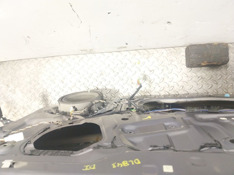 Recambio de puerta delantera izquierda para hyundai i20 1.2 cat referencia OEM IAM   