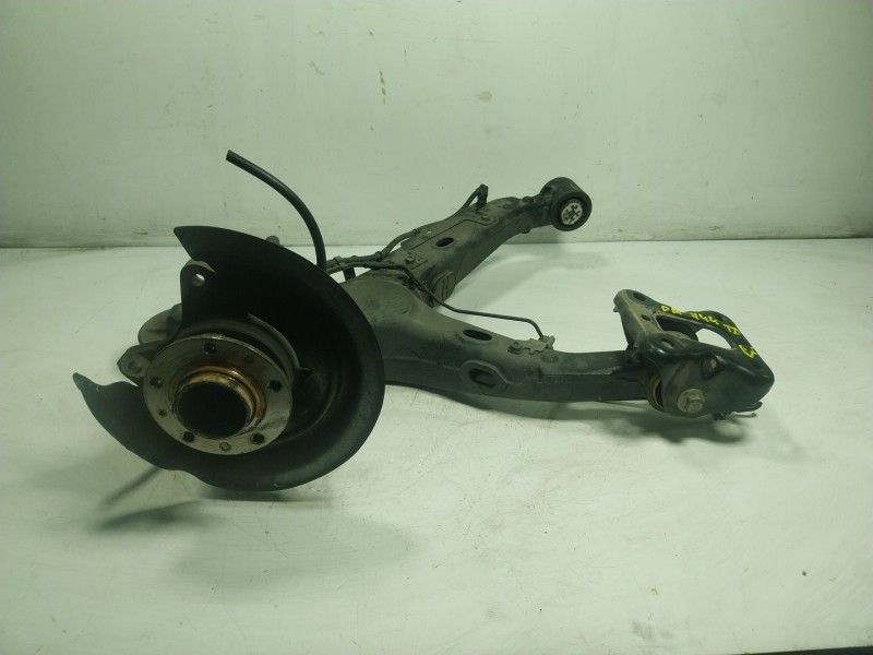 Recambio de mangueta trasera derecha para peugeot traveller autobús (v_) 1.5 bluehdi 120 referencia OEM IAM   