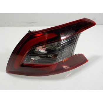 PILOTO TRASERO DERECHO 9823728580 81250202